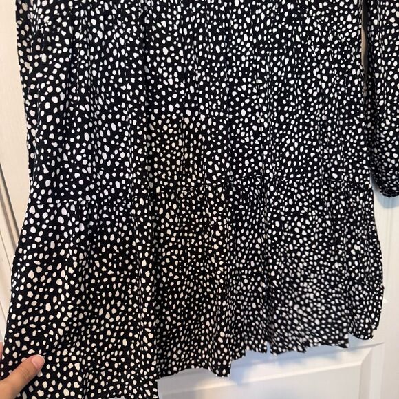 Altard State Black & White Tiered Ruffle Hem Long Sleeve Dress NWT Size Small - Picture 2 of 10